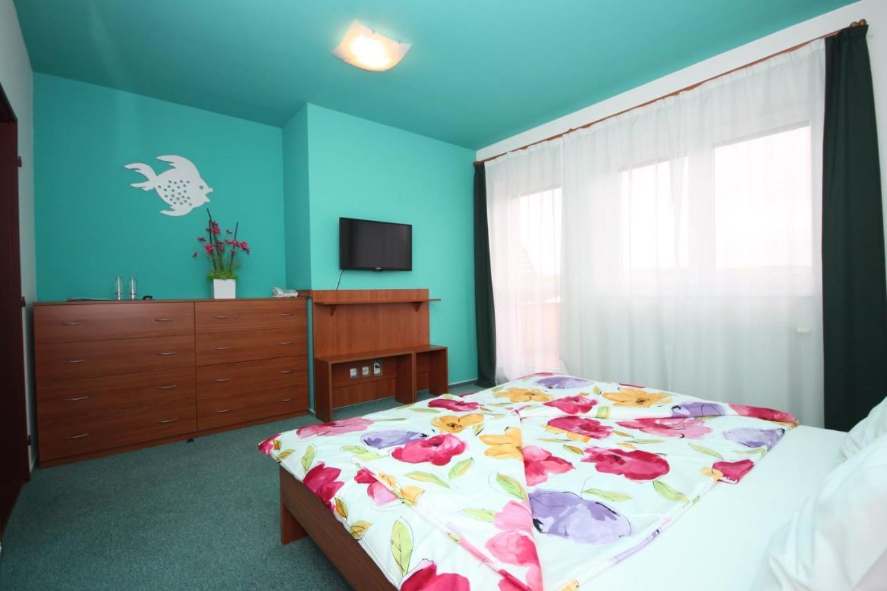 Apartmany, Penzion, Wellness U Zlate Rybky วิชคอฟ ภายนอก รูปภาพ