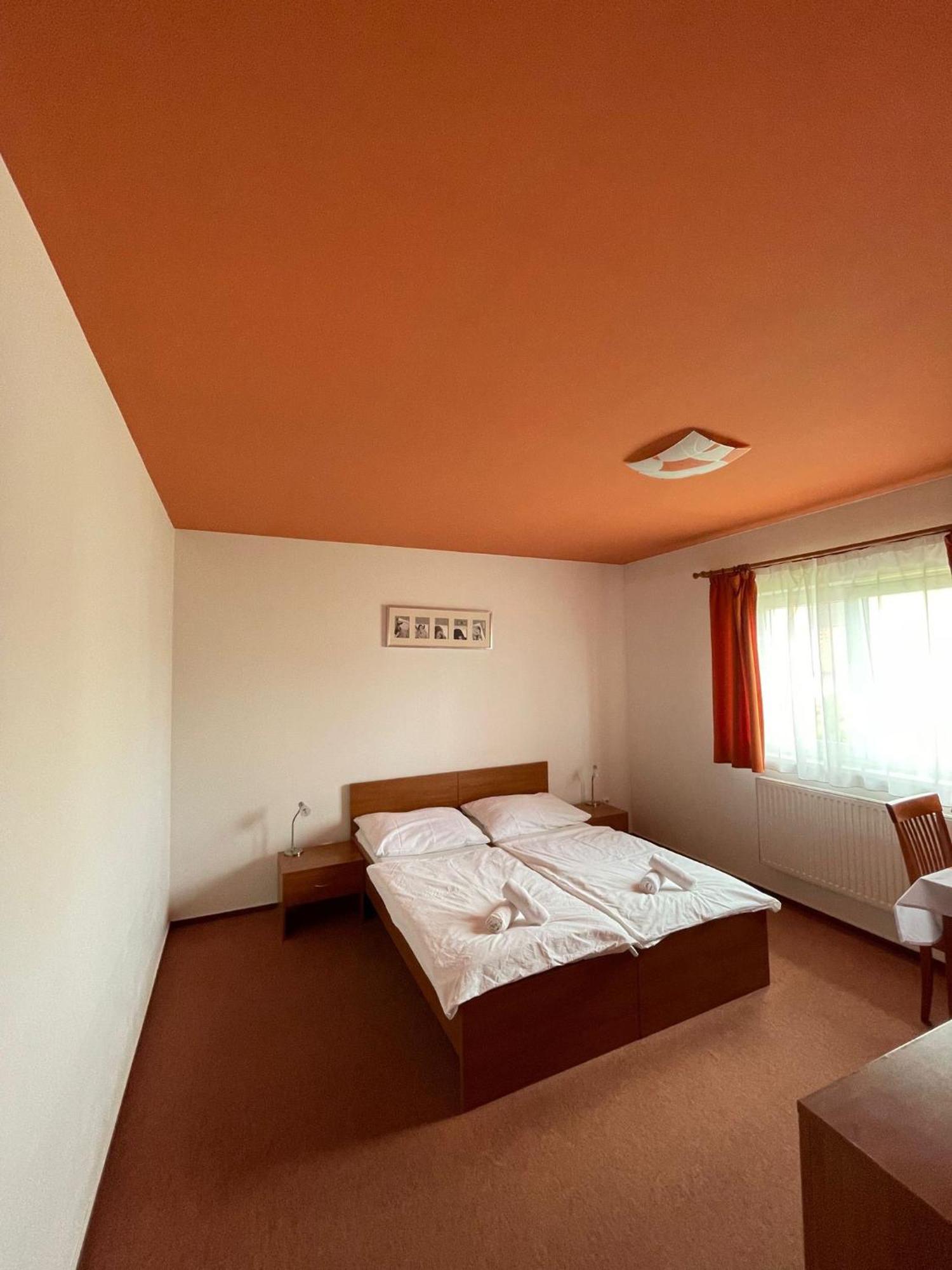 Apartmany, Penzion, Wellness U Zlate Rybky วิชคอฟ ภายนอก รูปภาพ