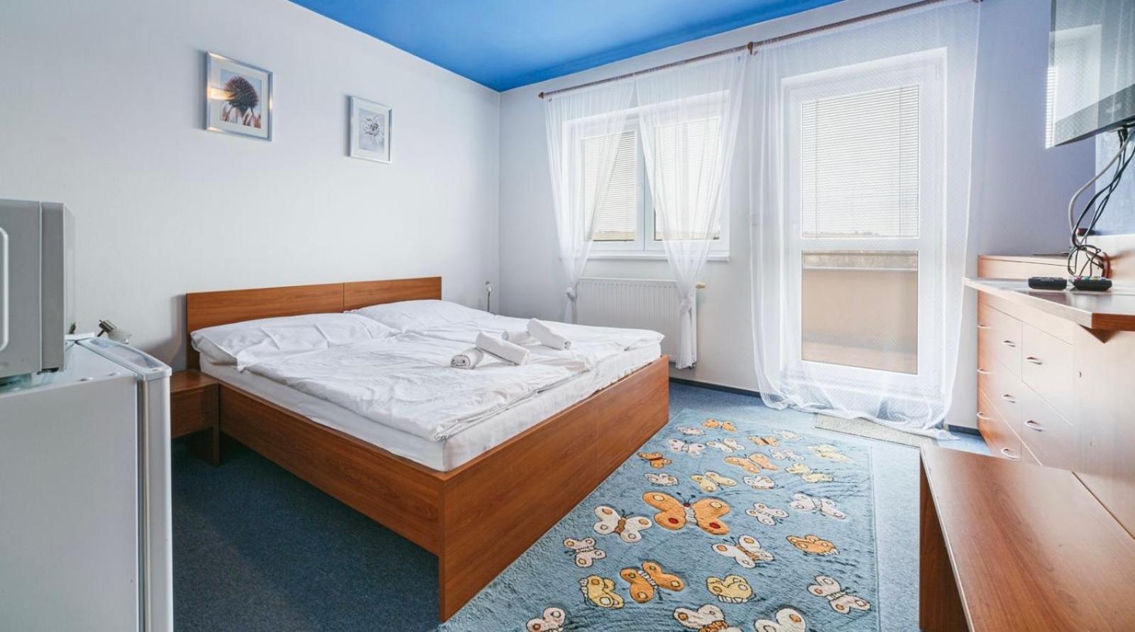 Apartmany, Penzion, Wellness U Zlate Rybky วิชคอฟ ภายนอก รูปภาพ